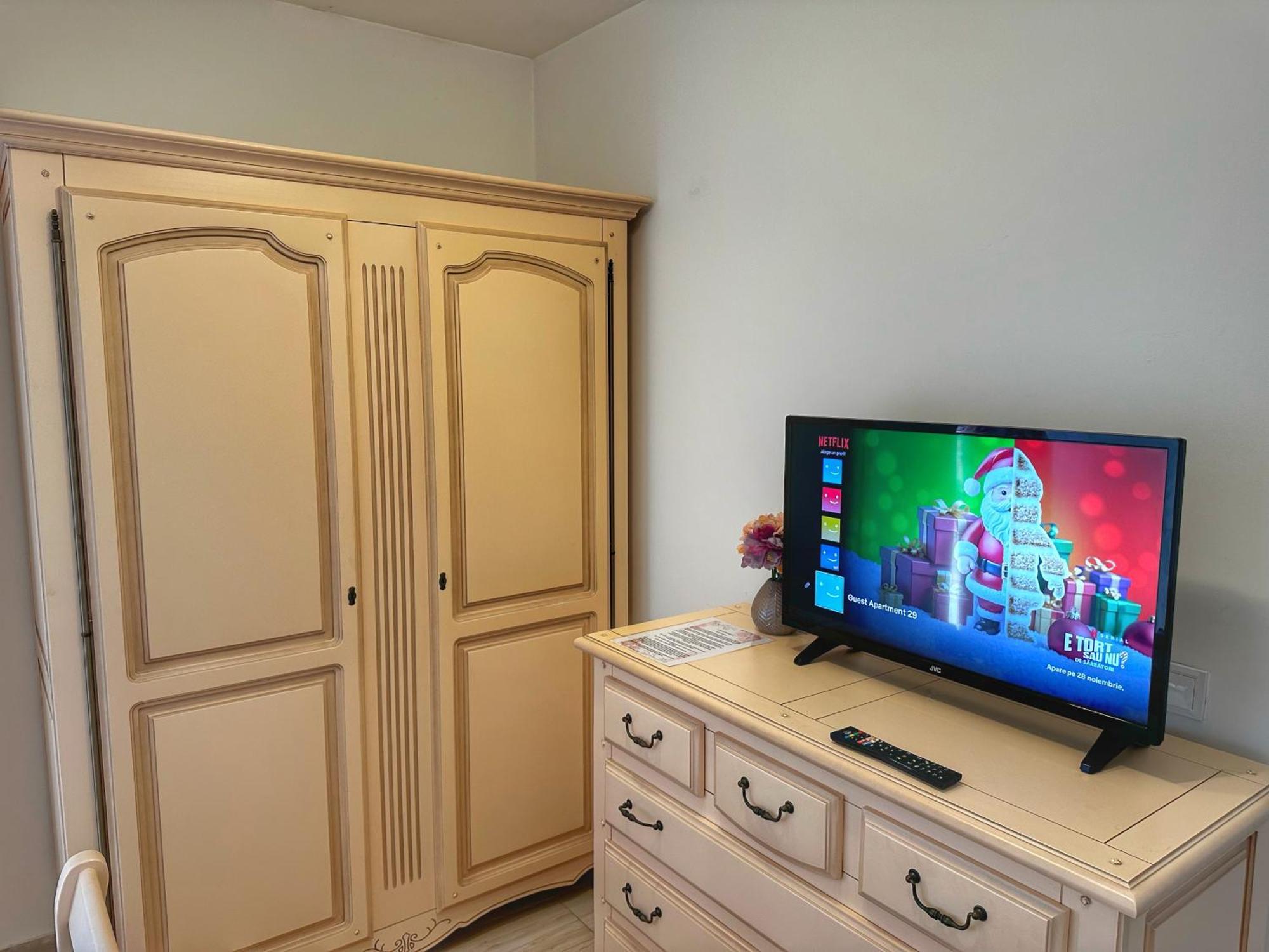 Fancy Apartament Promenada Balcon Panoramic, Parcare, Incalzire Pardoseala, Self Check In Craiova Luaran gambar